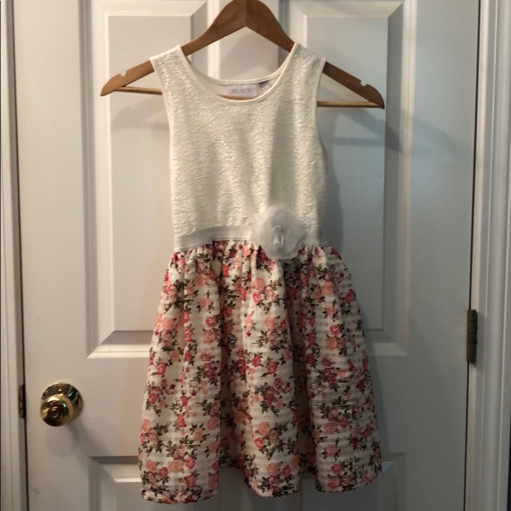 Girl’s party dress